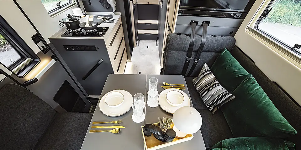 Frankia Noctra Cruiser 7.6 L