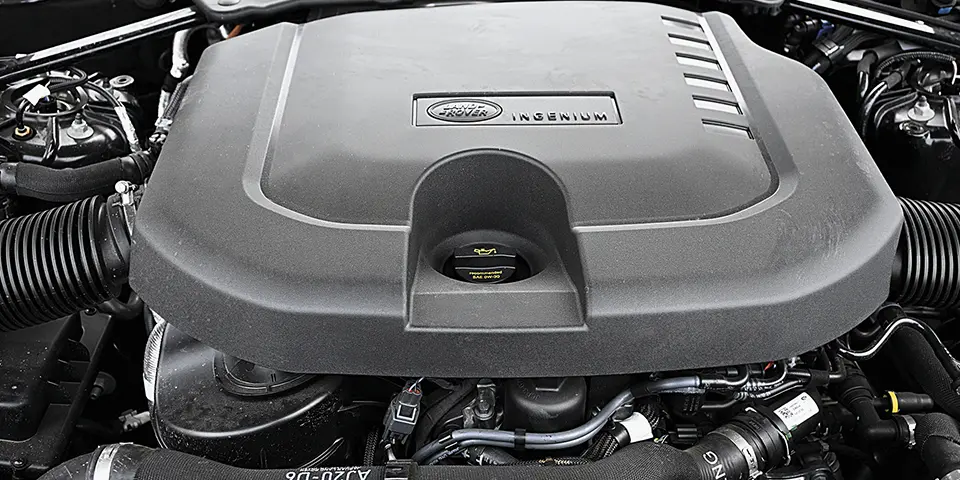 Hobby Excellent Edition 545 KMF a Land Rover Discovery 3,0 D350 Dynamic HSE AWD